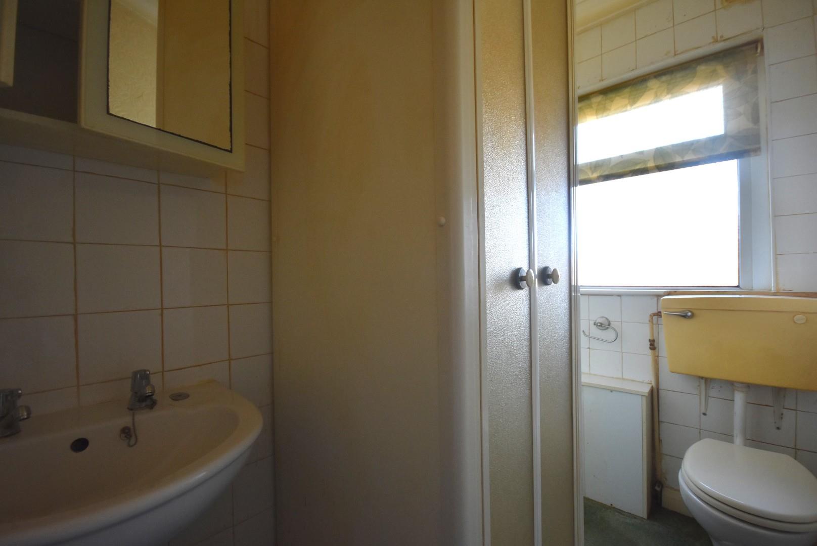 32 Caerwent Road, Cardiff, CF5 4QD